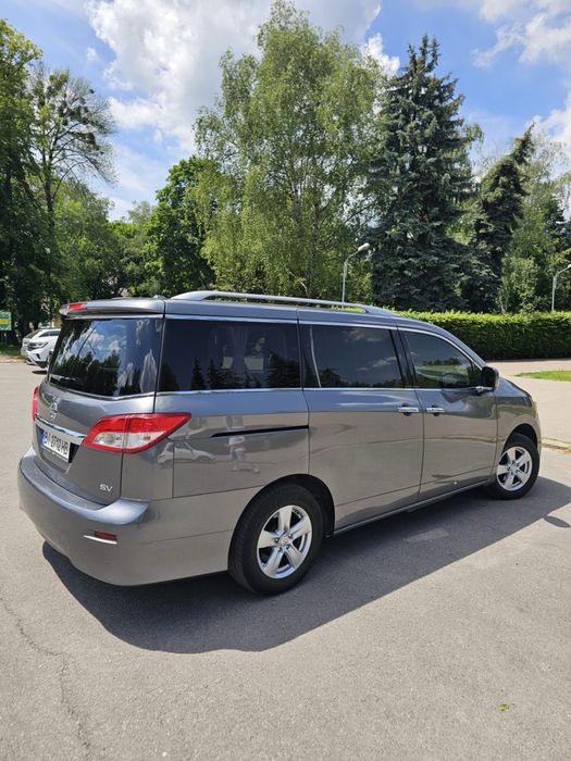 Продам Nissan Quest