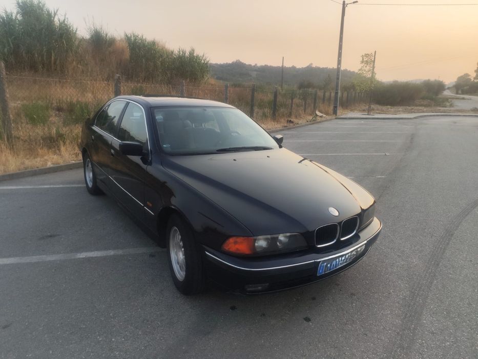 BMW 523i E39 gasolina