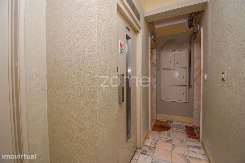 Apartamento T3 com Vista de Rio e Luz Natural | 9º Andar com Elevad...