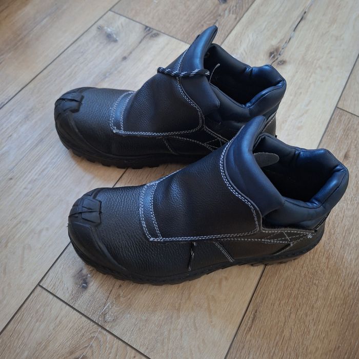 Buty robocze rozm 42 nowe