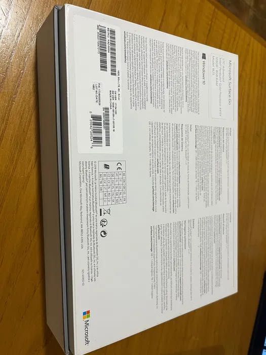Portátil Microsoft Surface Go