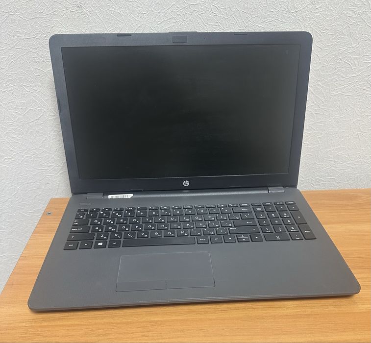 Ноутбук HP 250 G7, ідеальний стан, 8/256 гб
