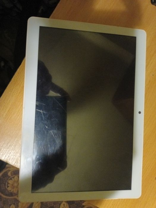 Продам планшет ,