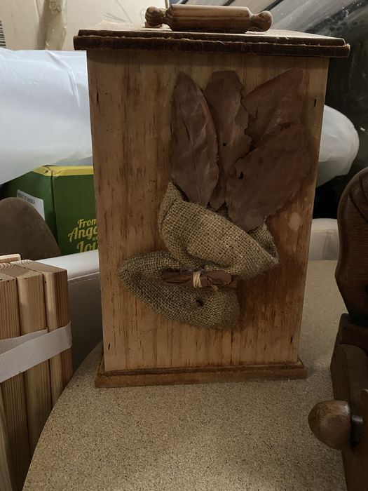 2 caixas de madeira decorativas