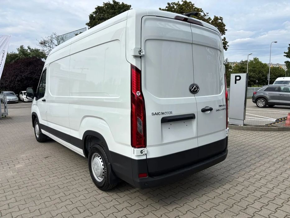 Maxus Deliver 9  Maxus Deliver 9