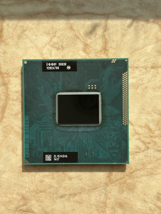 Intel Core i7-2640M процесор 4M 3,5GHz SR03R Socket G2/rPGA988B паста