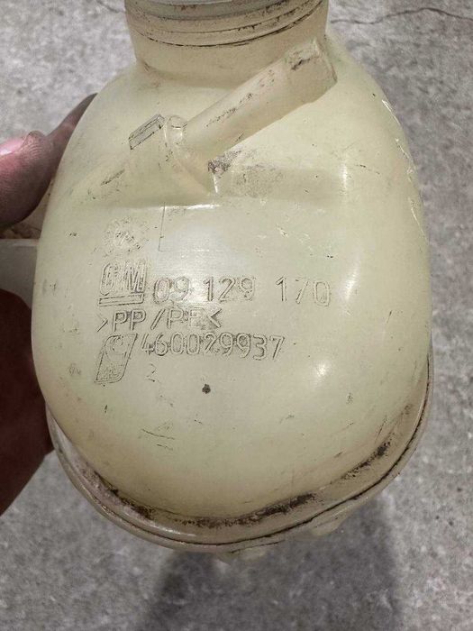 Бачок расширительный Opel corsa 00-06. 09129170