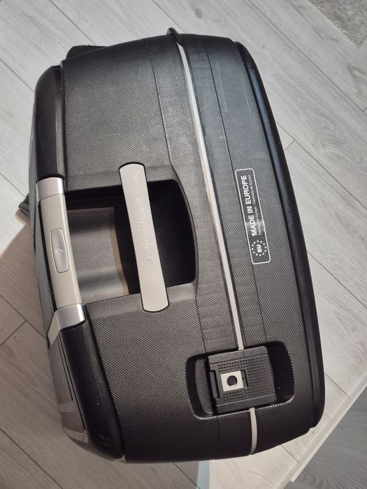 Walizka duża Samsonite Scure Spinner | XL 138l | twarda | czarna