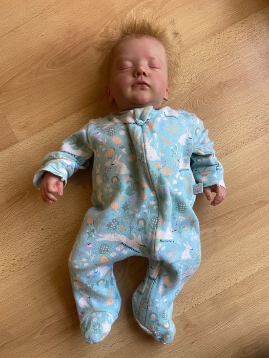 Vendo bebê reborn