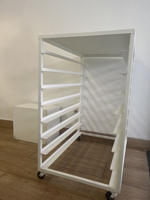 Escaparate para suporte tabuleiros