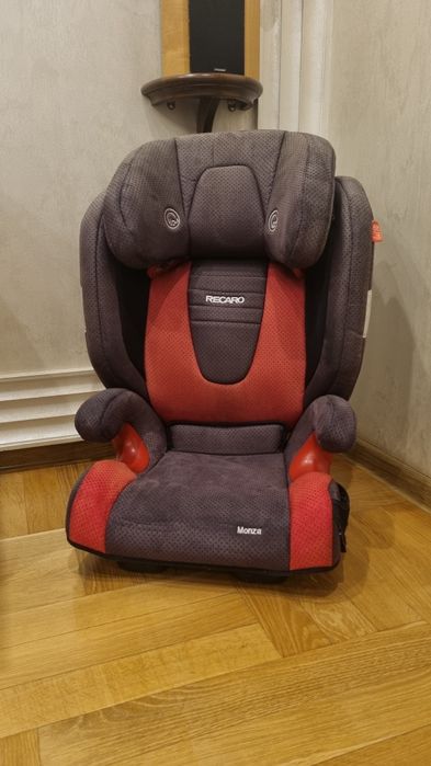 автокрісло Recaro Monza