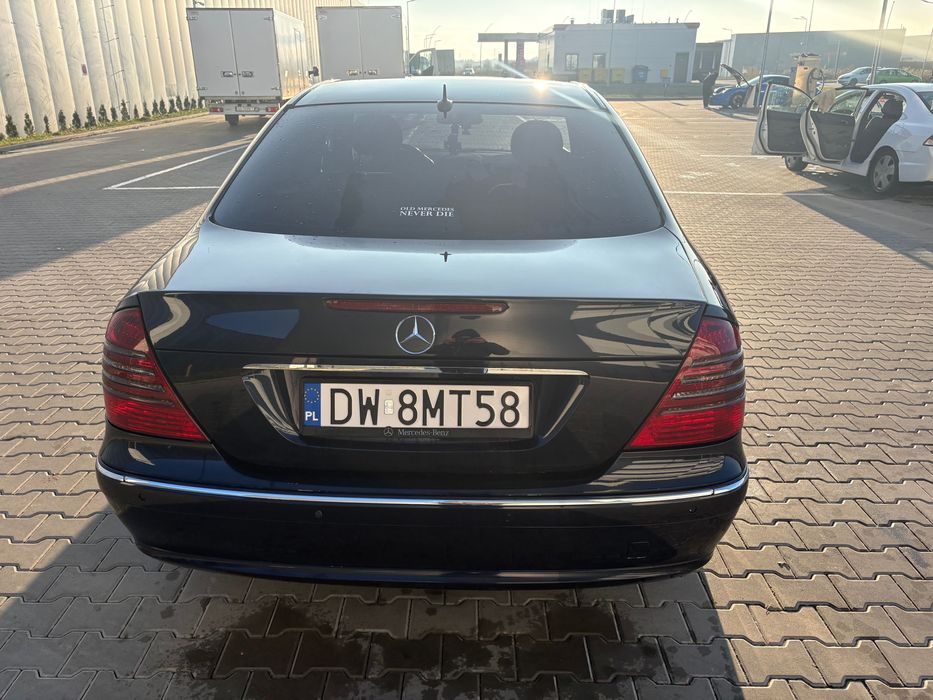 Mercedes W211 E320 CDI R6 204 KM Elegance automat