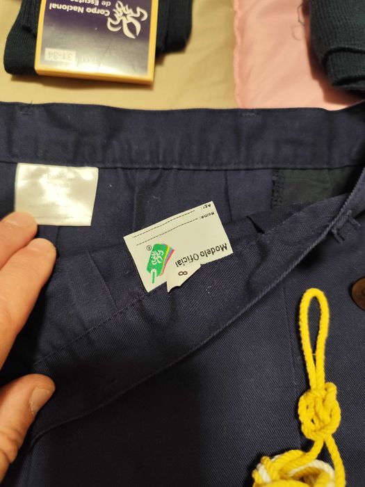 Pack roupa menina escuteiros saia camisola cinto meias tamanho 8 anos