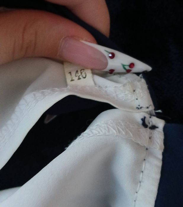 Шкільна блузка для дівчинки