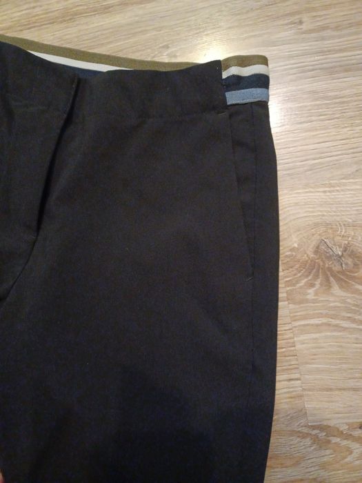 Nowe spodnie damskie rozmiar 34
