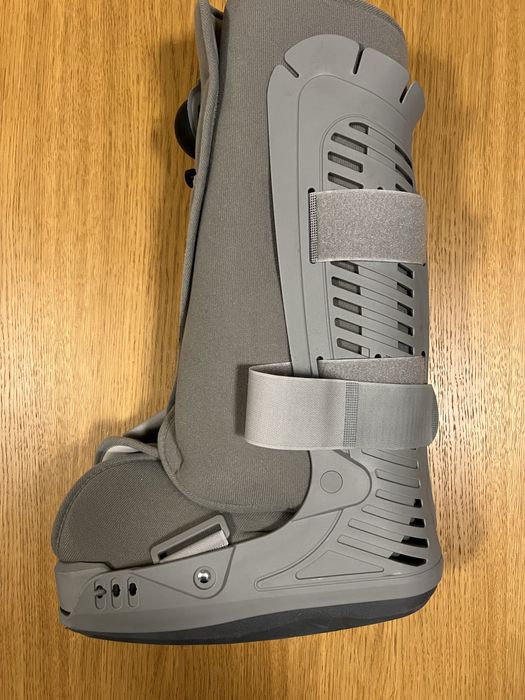 But ortopedyczny pneumatyczny wysoki, orteza rozm. L