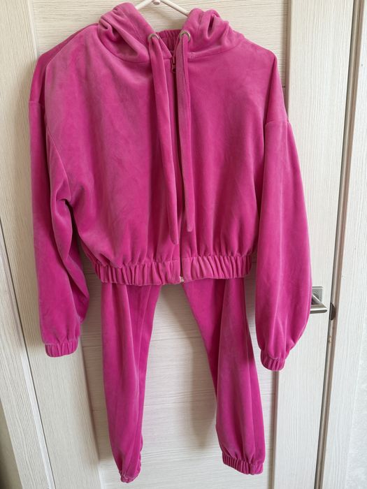 велюровый костюм 3ка худи+ топ и джогеры 42-44