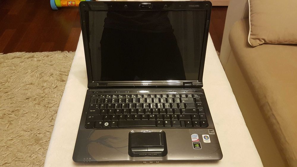 Laptop HP Pavilion DV2000 - Uszkodzona karta graficzna, uruchamia się