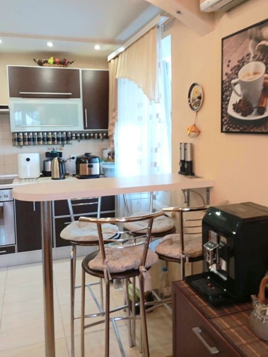 М.Холодная Гора, продам 3ех комн.кварт.,ул.Болабачана 59