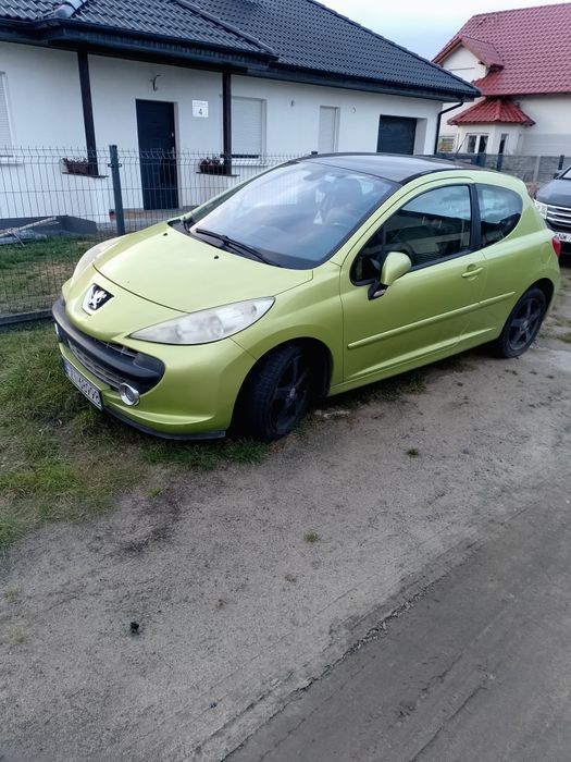 Peugeot 207, 1.6 150 km, niski przebieg