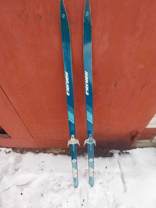 Лижі дитячі дерев'яні з ботинками