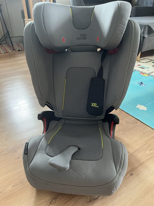 Britax Romer KIDFIX i-Size - fotelik samochodowy ~15-36 kg