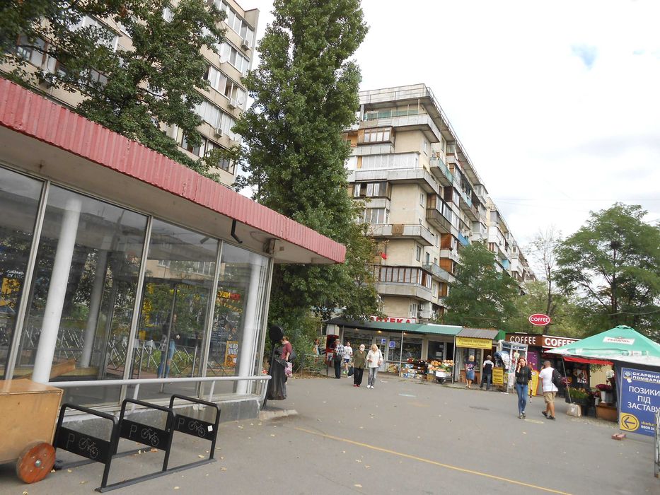 Почасово и посуточно 1-комнатная квартира рядом с метро Оболонь