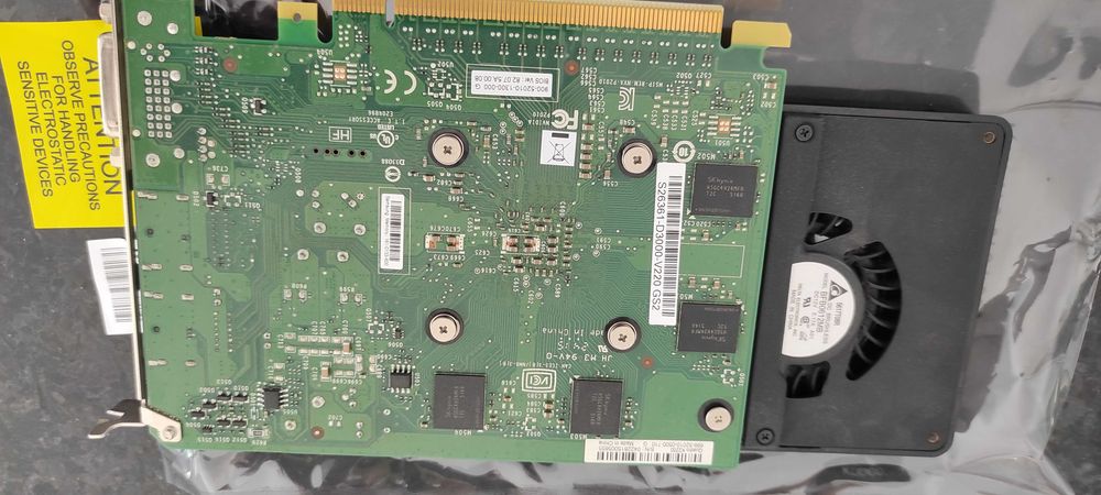 Placa gráfica NVIDIA Quadro K220064564047705091122