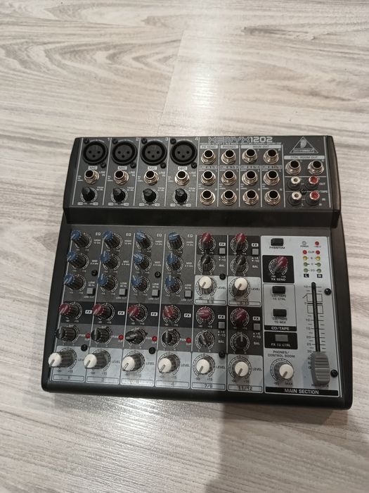 Mixer audio Behringer xenyx