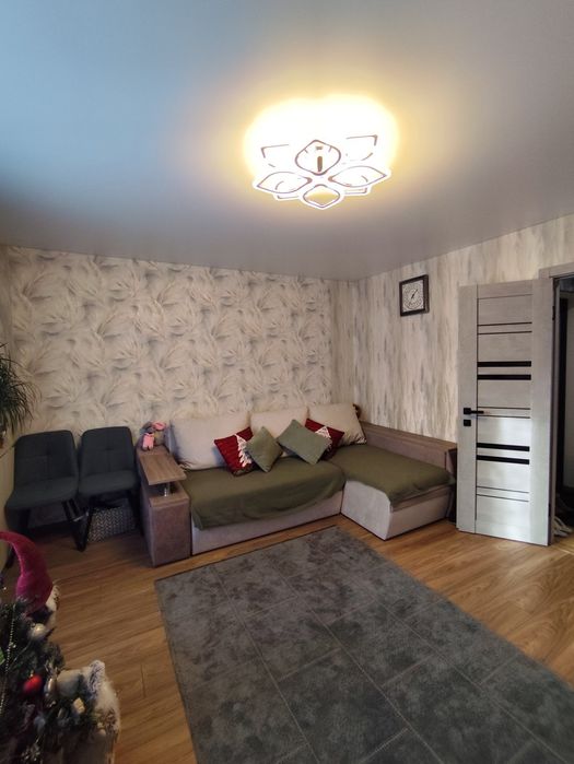 Продаж двокімнатної квартири  смт. Озерне