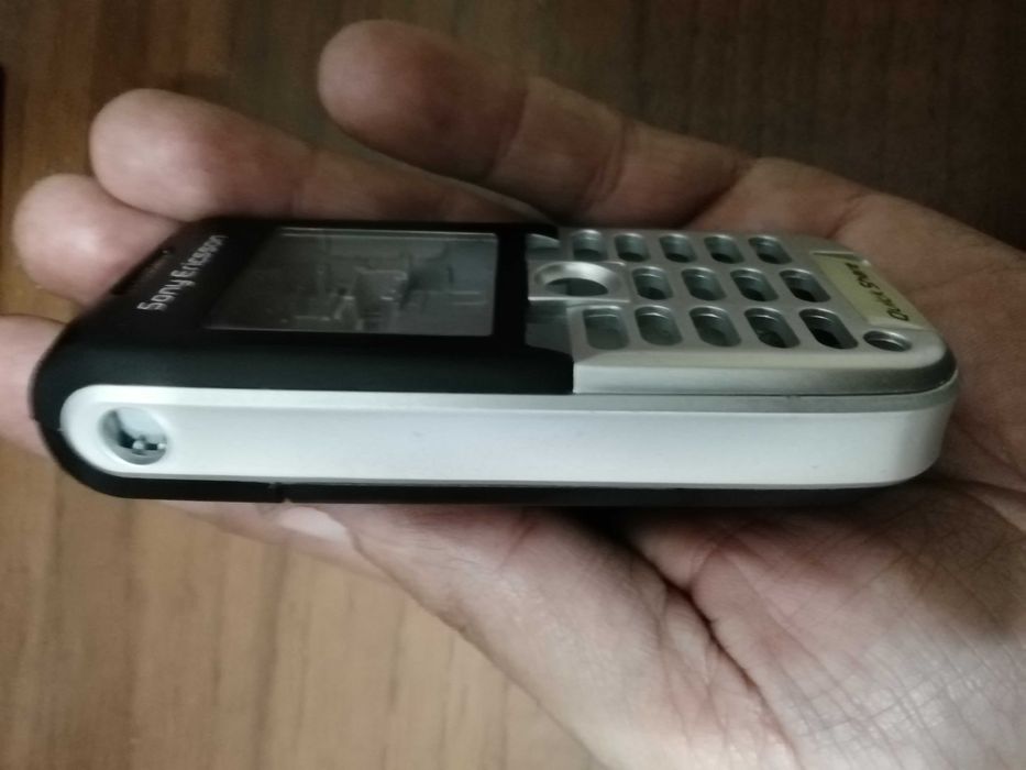 Панель Sony Ericsson k300і