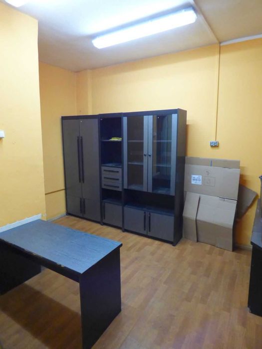 wynajmę pomieszczenia biurowo-magazynowe w Bytomiu Karb 80m2 własne CO