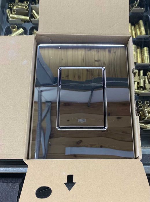 Панель змиву кнопка Grohe Skate Cosmopolitan chrome (38732000)