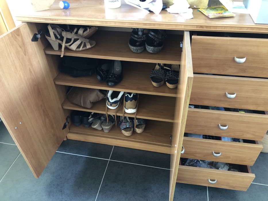 Sapateira muito bom estado