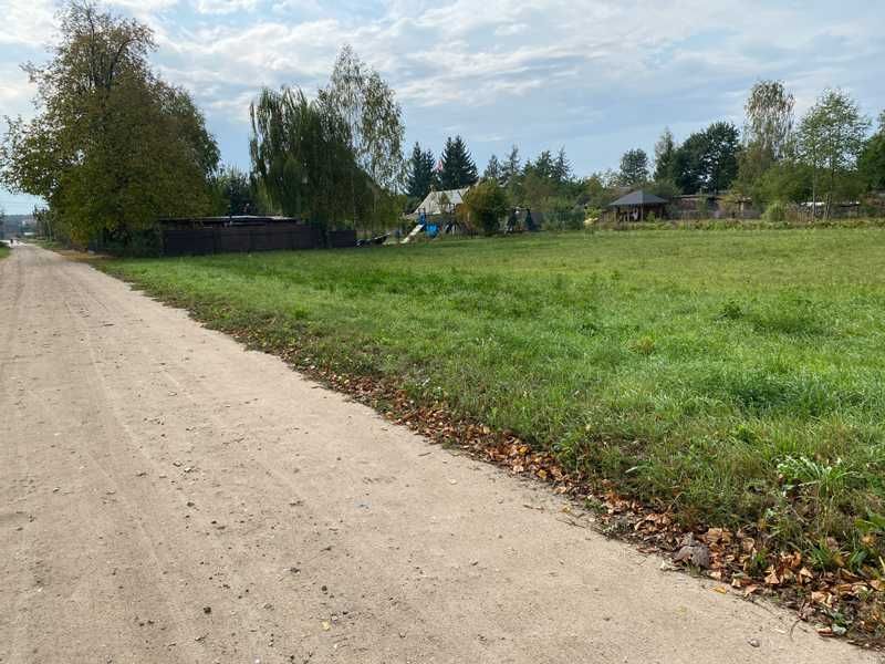 działka budowlana Koplany prąd i kanalizacja 817m