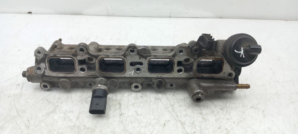 Coletor de admissão VOLKSWAGEN Golf V (1K1)