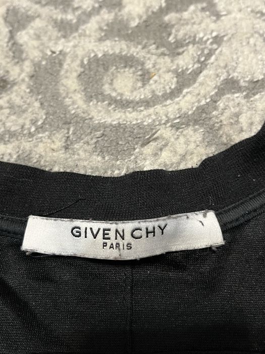 Футболка Givenchy distressed