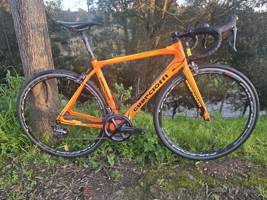 Bicicleta carbono ultegra 11x2v