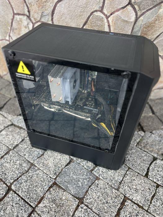 Продам комп’ютер з Intel Xeon та AMD Radeon RX 570, 16 ГБ RAM