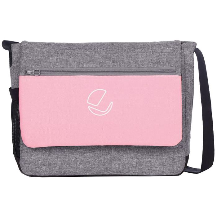 Carinho de bebé com cobertura