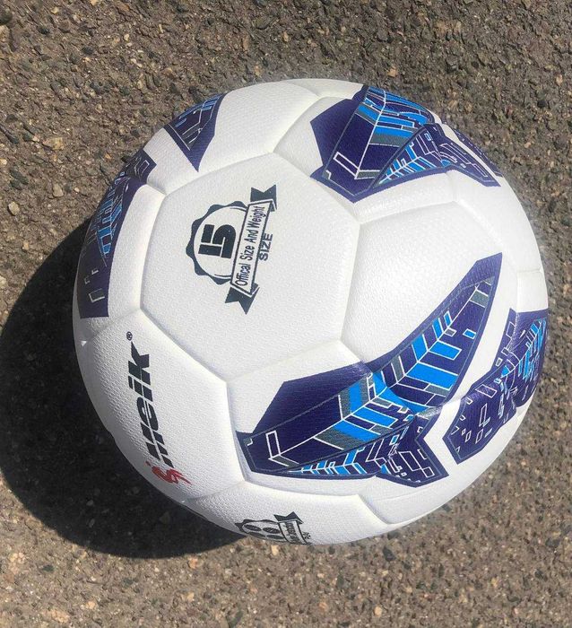 М'яч футбольний безшовний Winner Super Primo