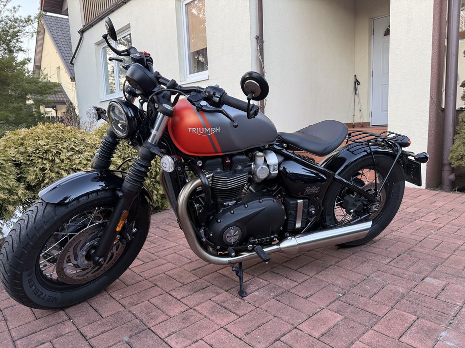 Triumph Bonneville Bobber „Praktycznie nowy” salonowy.