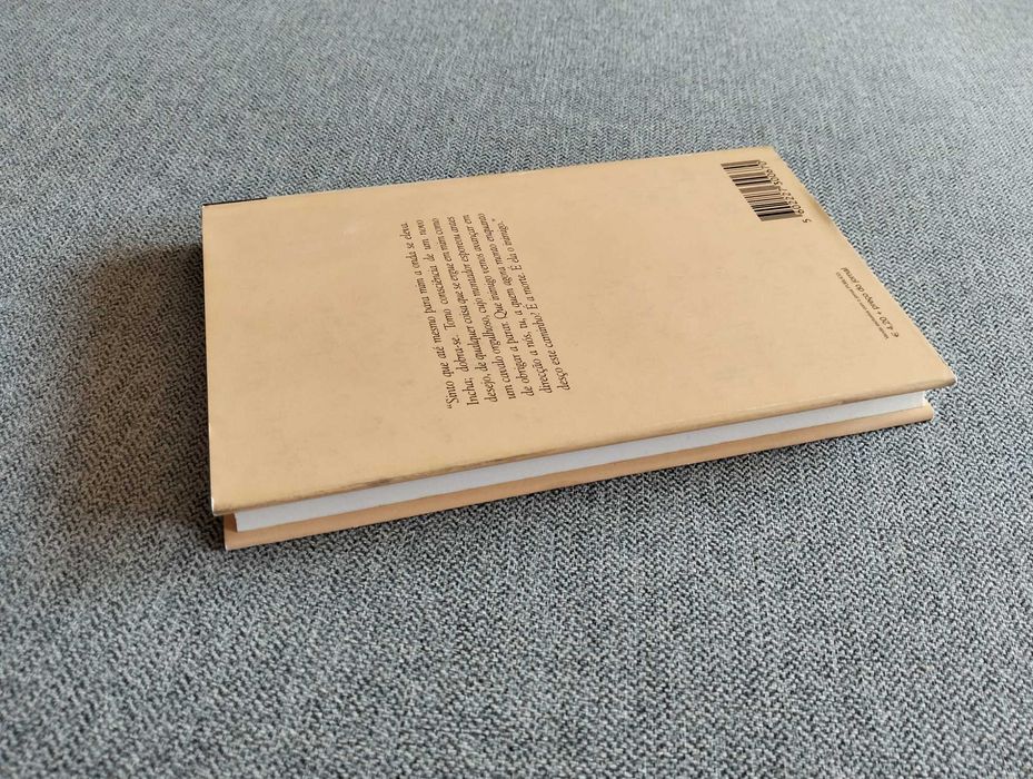 Livro "As ondas" de Virginia Woolf