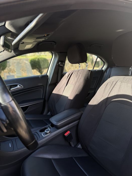 Mercedes-Benz Classe A180d Automático 2013