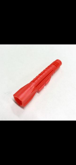 Kołki firmy Würth 30 zł za paczkę.
