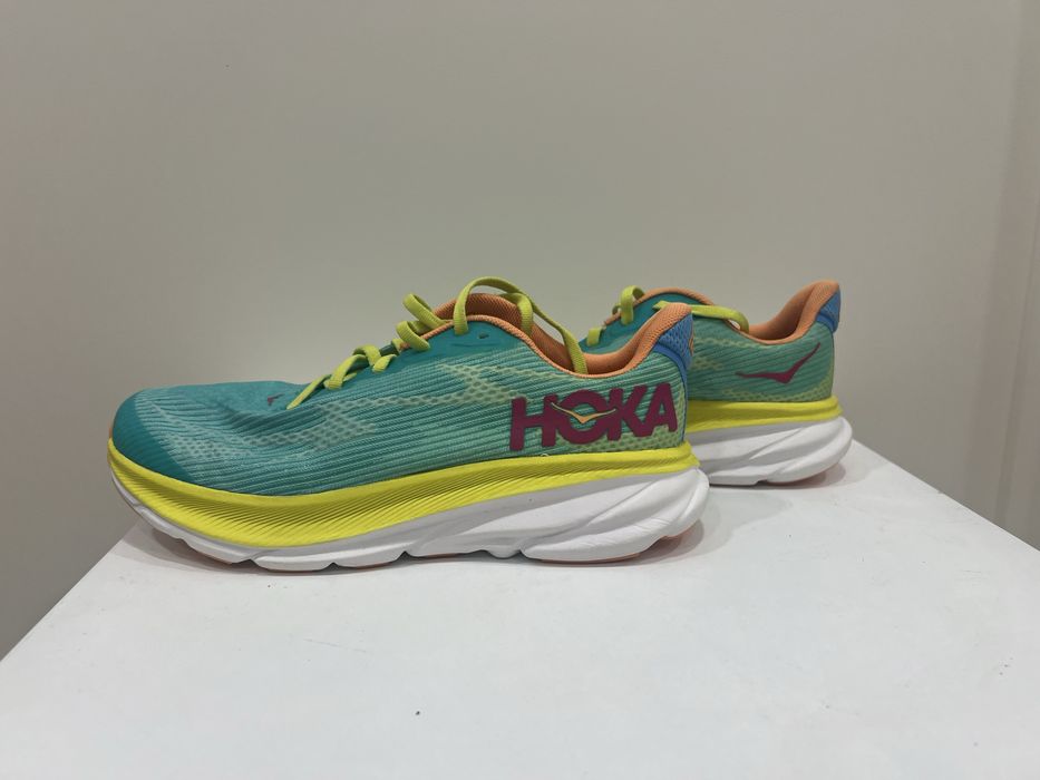 Кросівки Hoka Clifton 9