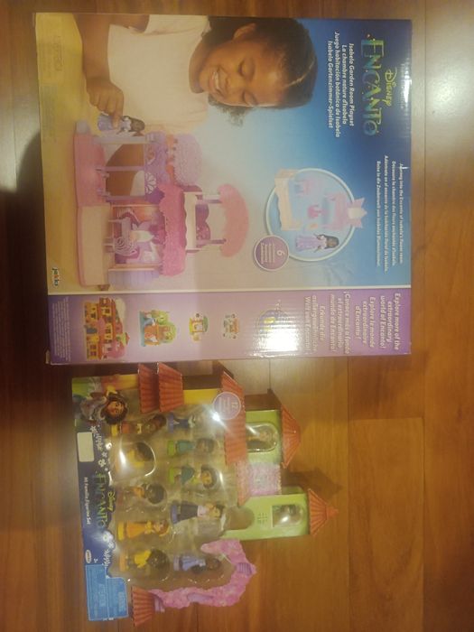Brinquedo Casa Botânica do filme ENCANTO mais pack figuras