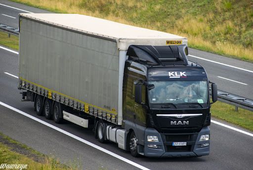 MAN TGX 18.460 XLX MEGA low deck  Zestaw MAN TGX 18.460 XLX MEGA low deck + naczepa WIELTON