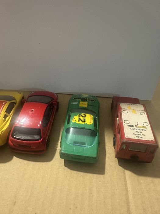 Miniaturas da burago escala 1:43