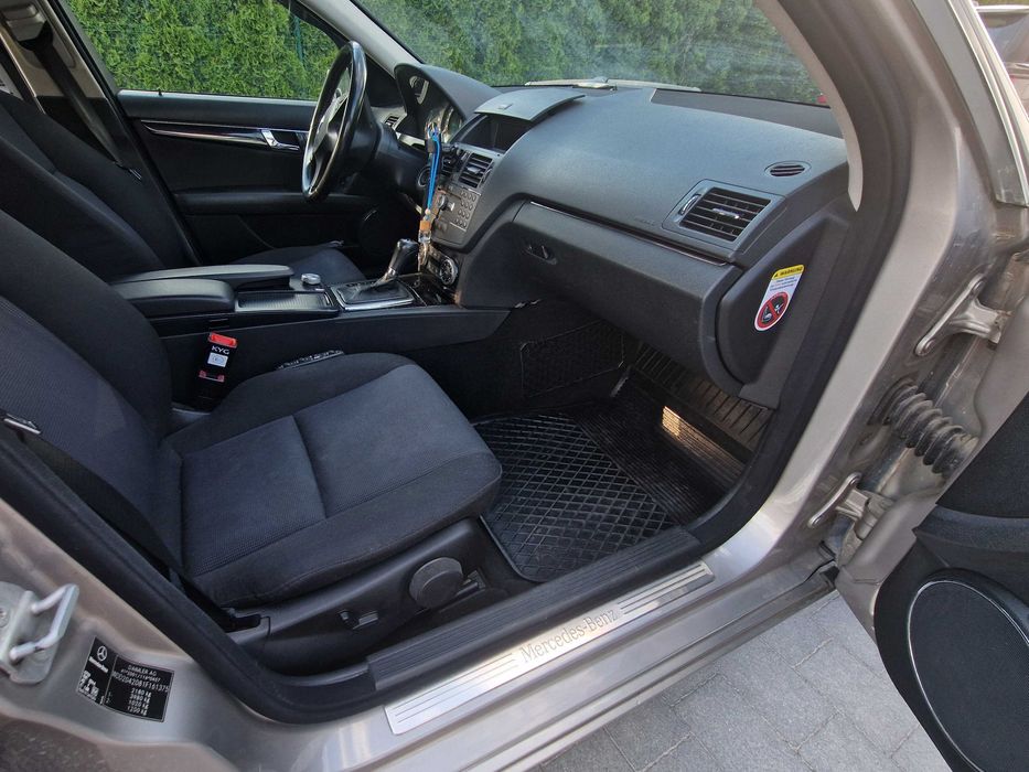 Mercedes-Benz C 220 W204
